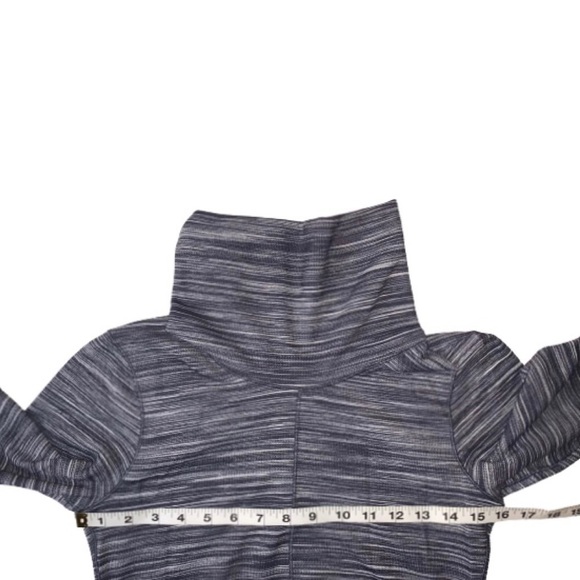 Lululemon Melodic Movement Long Sleeve Top Size 4 - Picture 5 of 15